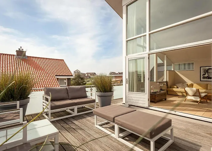 By The Sea Дом отдыха *